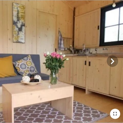 CHALET 5 personnes - Cottage premium (2022) bord de rivière, 2 chambres, terrasse couverte 5 pers
