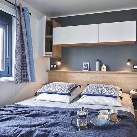 Mobilhome 4 personnes - Premium (2019)-2 chambres-grand salon TV, salle à manger,cuisine-grande terrasse-free WIFI