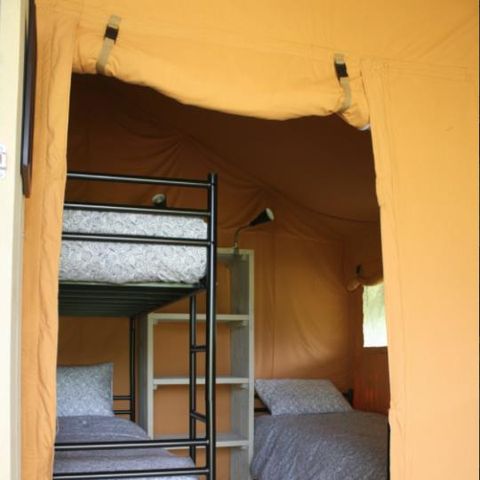 Tente en toile et en bois 6 personnes - Tente Lodge Safari 35 m² - 2 chambres - 10 m² terrasse couverte