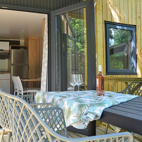 Mobilhome 4 personnes - Mobil home"Olivier" (2023) Dimanche, 2 chambres 2salles de bain, grand salon (tv), terrasse