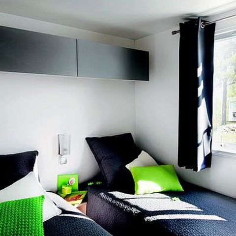 Mobilhome 6 personnes - Le Platane (3 chambres) + grande terrasse + TV