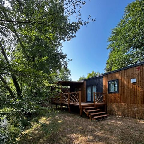 Mobilhome 4 personnes - Ecrin Vert Premium 32m² (2ch-4pers)+2SDB +terrasse semi-couverte 17m² + LV + CLI
