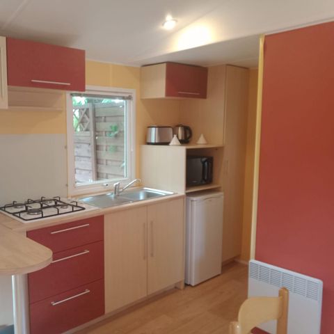 BUNGALOW 6 personnes - Standard 22-28m² - 2 chambres - terrasse couverte + TV*