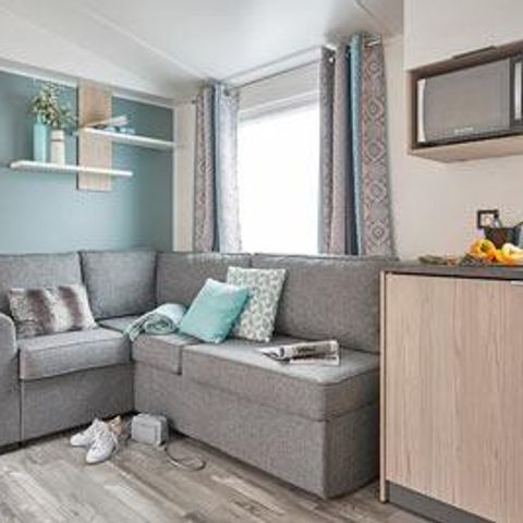 BUNGALOW 8 personnes - Confort 24-34m² - 3 chambres - terrasse couverte + TV