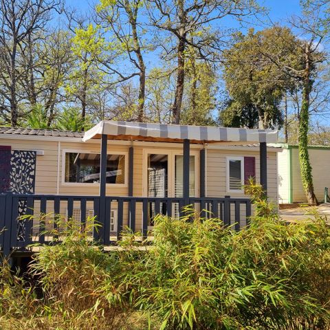 BUNGALOW 8 personnes - Confort 24-34m² - 3 chambres - terrasse couverte + TV