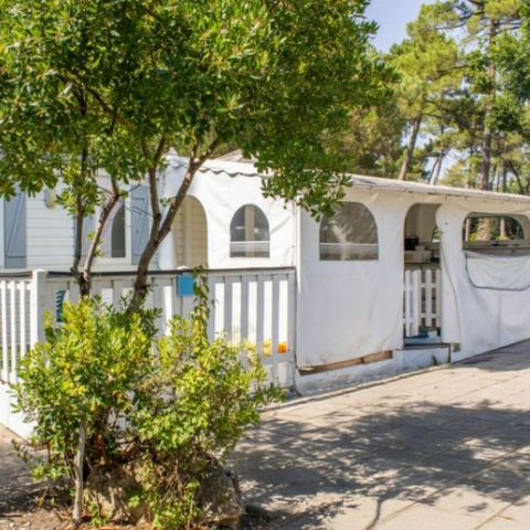 BUNGALOW 8 personnes - Mobile-Home ROSEE**** 8 personnes