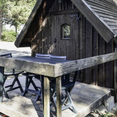 HÉBERGEMENT INSOLITE 2 personnes - CABANE 2 pers - accès PMR