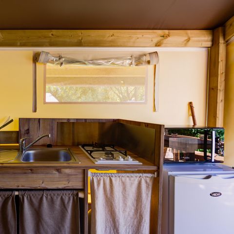 TENTE TOILE ET BOIS 4 personnes - Ecolodge Toile & Bois 30m² (2 chambres - 4 personnes) dont terrasse couverte 8m² - Sans sanitaires