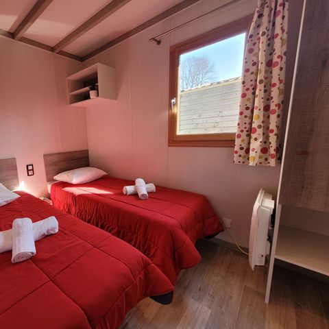 CHALET 4 personnes - CONFORT 50m² PMR  (2 chambres) dont terrasse couverte + TV
