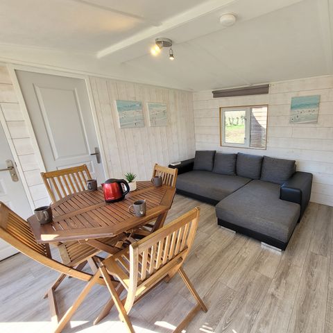 BUNGALOW 4 personnes -  CONFORT 33 m² (2 chambres) + Terrasse + TV