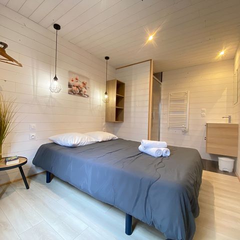 CHALET 7 personnes - PREMIUM 50m² (3 chambres) + terrasse + TV + LV + Plancha + Climatisation