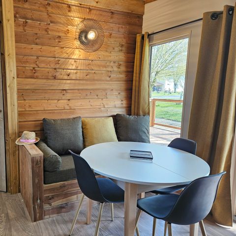 BUNGALOW 6 personnes - Premium 56 m² (3 chambres) dont terrasse semi-couverte fermée + Clim + TV + LV + Plancha