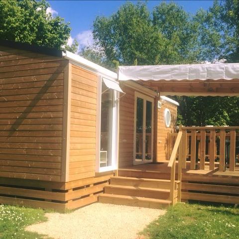 BUNGALOW 6 personnes - Mobil-home 28m² (2 chambres) + grande terrasse semi-couverte de 15m2
