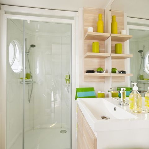 BUNGALOW 16 personnes - Tribu 60m² (6 chambres) + grande terrasse commune semi-couverte