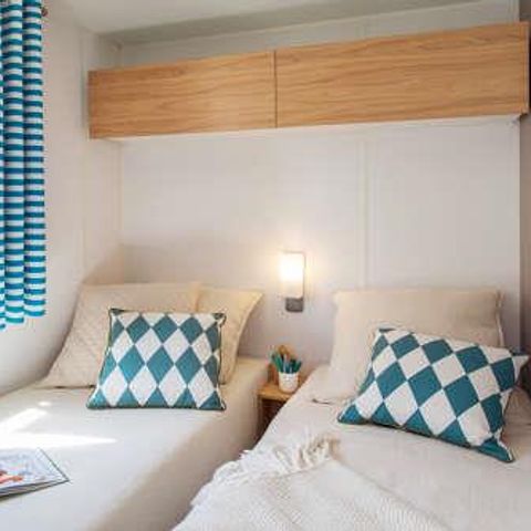 BUNGALOW 16 personnes - Tribu 60m² (6 chambres) + grande terrasse commune semi-couverte