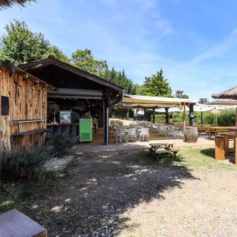 Flower Camping Lac de Saint-Point Lamartine - Camping Saône-et-Loire - Image N°4