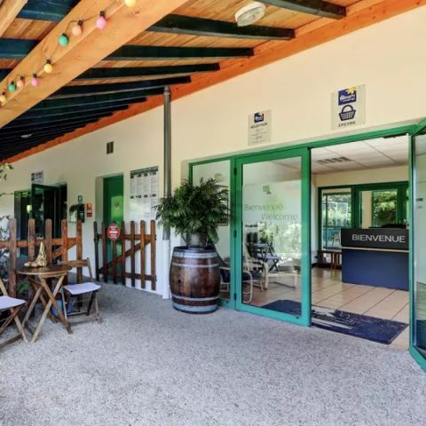 Flower Camping Lac de Saint-Point Lamartine - Camping Saône-et-Loire - Image N°5