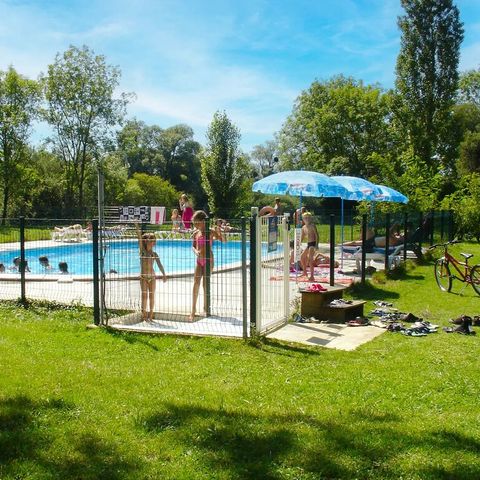 Flower Camping les 3 Ours - Camping Jura - Image N°3