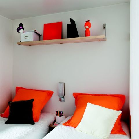 BUNGALOW 4 personnes - SMALL - 2 CHAMBRES - 2/4 PERSONNES