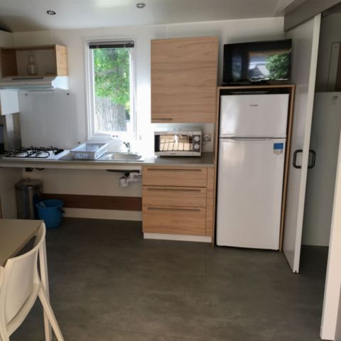 Mobilhome 4 personnes - PMR - 2 CH - 4PERS