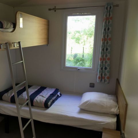 BUNGALOW 4 personnes - PMR - 2 CH  - 4PERS