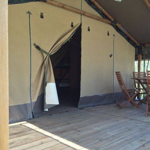 HÉBERGEMENT INSOLITE 5 personnes - Lodge Kenya - 2 chambres - Sans sanitaires
