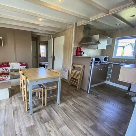 Mobilhome 6 personnes - 4 Pièces 6 Personnes + TV