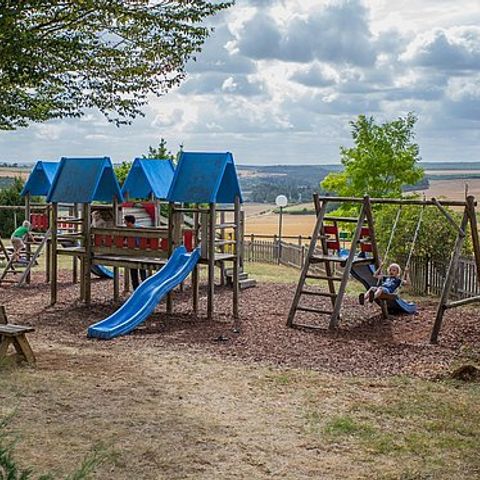 Camping Ushuaïa Villages Au Bois Joli - Camping Yonne - Image N°5