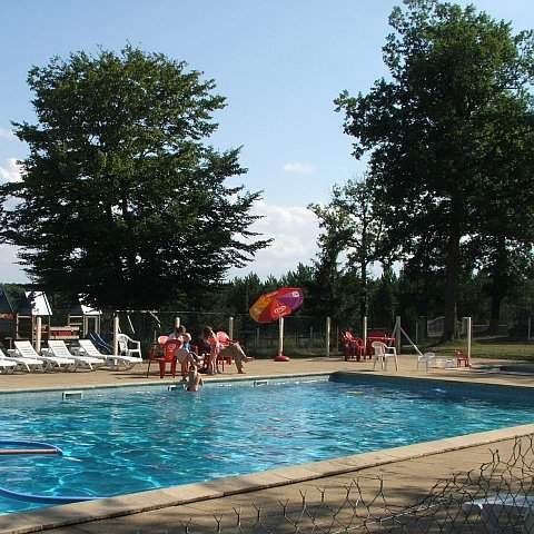 Camping Ushuaïa Villages Au Bois Joli - Camping Yonne - Image N°3