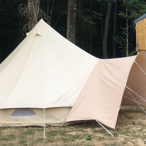 HÉBERGEMENT INSOLITE 5 personnes - GLAMPING CABANE sans sanitaires