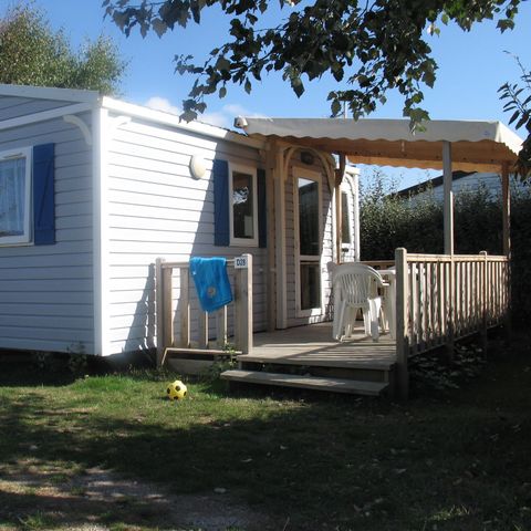 BUNGALOW 4 personnes - Mobil-home Confort VENUS 22m² - 2 chambres + terrasse semi couverte 9m²