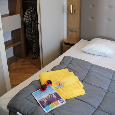 BUNGALOW 4 personnes - Mobil home Premium HORIZON 40m² - 2 chambres + terrasse semi-couverte 15m²  - Vue mer