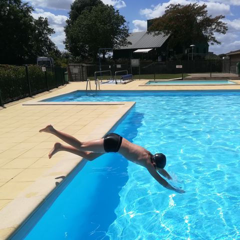 Camping de l'Hippodrome - Camping Sarthe - Image N°3