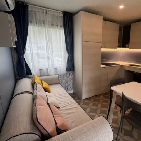 Mobilhome 5 personnes - Sunêlia Luxe Crippa Mediterranea 40m² - 2 chambres / 2 salles de bain - PMR