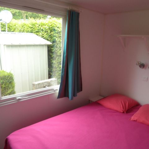 BUNGALOW 4 personnes - Standard 25m² - 2 chambres + terrasse non-couverte