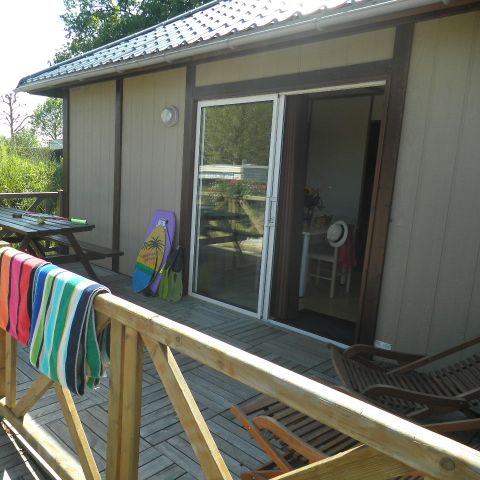BUNGALOW 4 personnes - Chalet Standard 35m² - 2 chambres + terrasse non-couverte - PMR