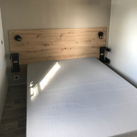 BUNGALOW 4 personnes - Confort 24.7 m² - 2 chambres + terrasse