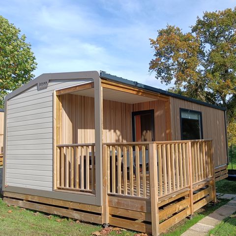 BUNGALOW 4 personnes - Confort 24.2 m² - 2 chambres - Terrasse intégrée - Proximité air de jeux
