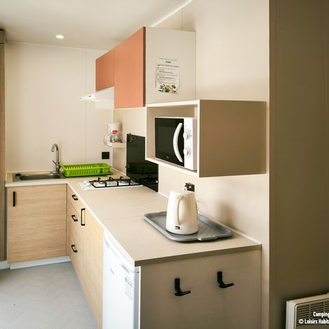 BUNGALOW 2 personnes - Mobil-Home Standard 22m² - 1 chambre + terrasse semi-couverte 12m² -