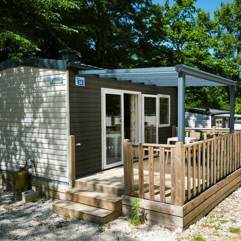 BUNGALOW 2 personnes - Mobil-Home Confort 22m² - 1 chambre + terrasse semi-couverte 12m² + TV + Clim -
