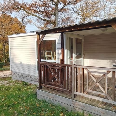 Mobilhome 4 personnes - Standard 32m² - 2 chambres + terrasse couverte 12m²