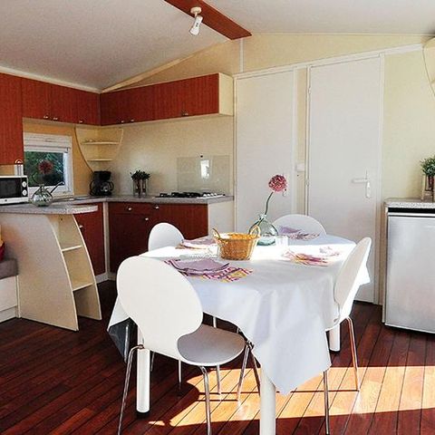 BUNGALOW 4 personnes - FLORES 31m² - 2 chambres + terrasse couverte
