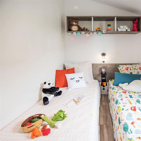 BUNGALOW 4 personnes - "BAHIA Confort +" 27m² - 2 chambres - Terrasse couverte - Lave vaisselle