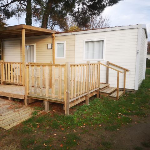 BUNGALOW 4 personnes - Mobilhome PMR - 2 chambres + terrasse couverte