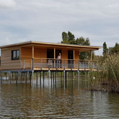 HÉBERGEMENT INSOLITE 4 personnes - Roseaux