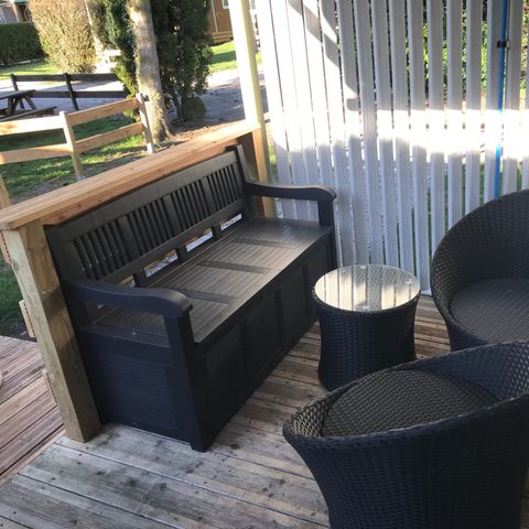 CHALET 2 personnes - 06-Chalet Confort 24m2 (2ch - 1/5 pers.) + Terasse couverte + TV + Clim - prix pour 2 personnes