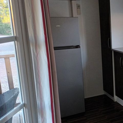 BUNGALOW 2 personnes - 07-Mobil-Home Confort 24 m2 (2ch - 2/4 pers.) + petite terrasse couverte + TV + Clim - prix pour 2 personnes