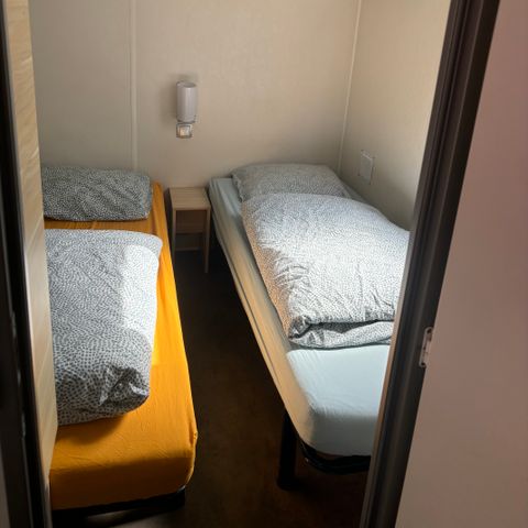 BUNGALOW 2 personnes - 13-La Folle entreprise 32m2 (2ch - 2/6pers.) + Jaccuzzi + Lits faits + serviette + kit boissons + TV - prix pour 2 personnes