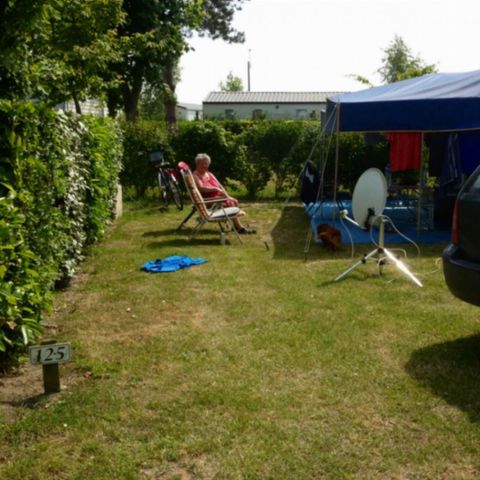Emplacement - Emplacement pour Camping-Car/Caravane