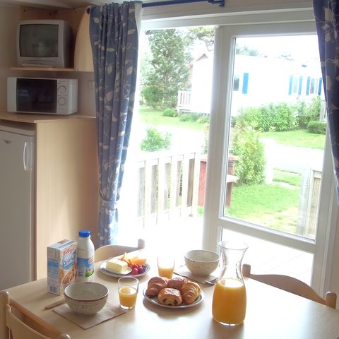 BUNGALOW 6 personnes - 3 chambres - TV - BBQ